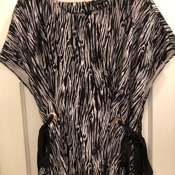 Lane Bryant Plus Size top. Size 14-16. - Picture 4 of 4